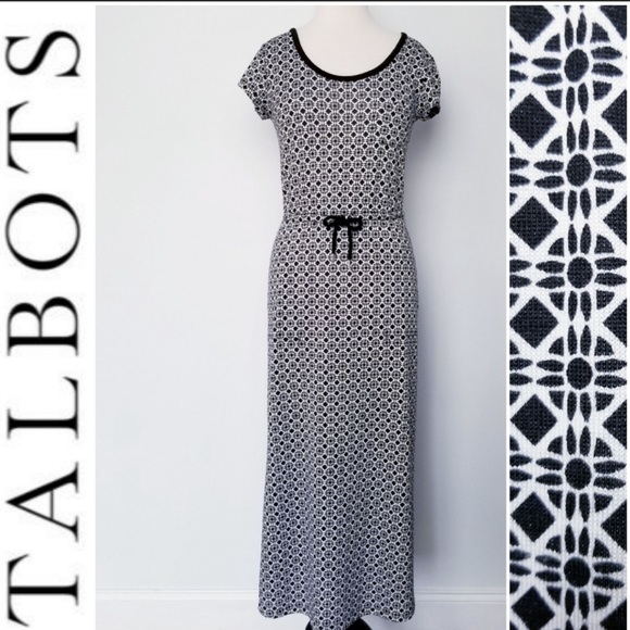 T by Talbots Drawstring Waist Short Sleeve Geometric
Print Maxi Dress - Picture 1 of 13